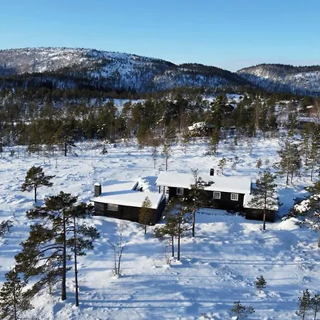 3 Bedroom Stunning In Casa vacanze Fossdal