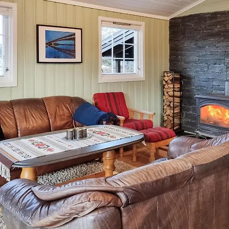 Awesome Home In Fossdal With Ethernet Internet Holiday home