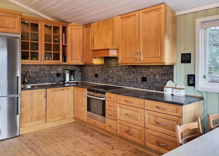 3 Bedroom Stunning In * Fossdal