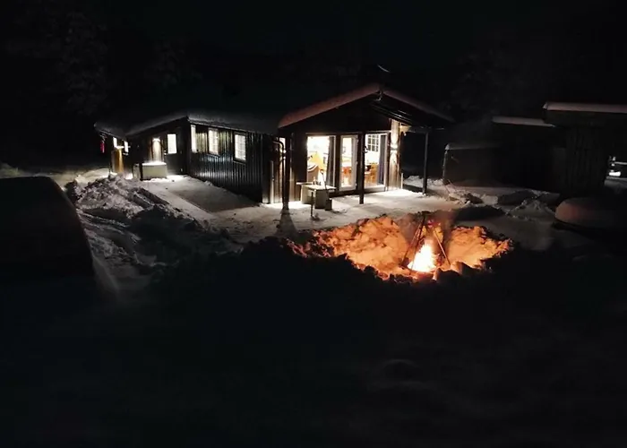 3 Bedroom Stunning In Prázdninový dům Fossdal